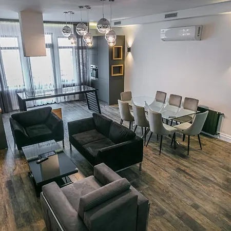 Luxe Apartment In Center Yerevan Exterior photo
