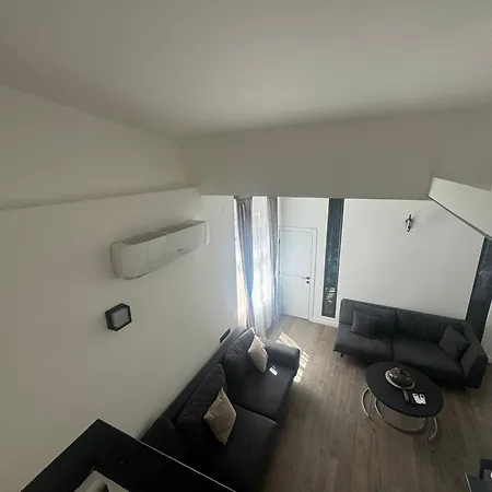 Luxe Apartment In Center Yerevan Exterior photo